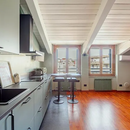 Casa *